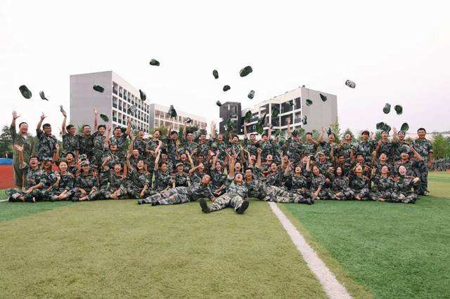 十渡拓展訓(xùn)練 十渡拓展訓(xùn)練