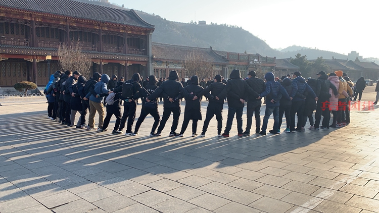 拓展訓(xùn)練,團(tuán)隊拓展 拓展訓(xùn)練,團(tuán)隊拓展